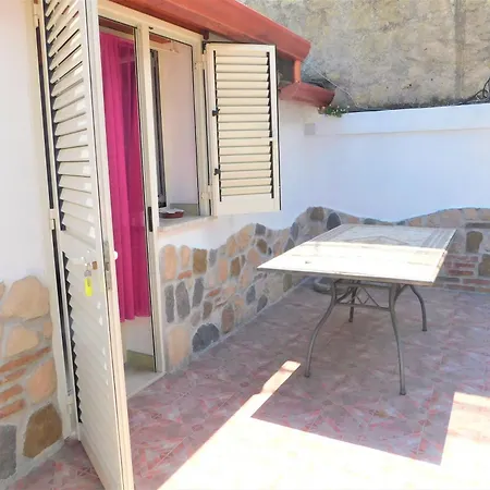 Apartment Twin *